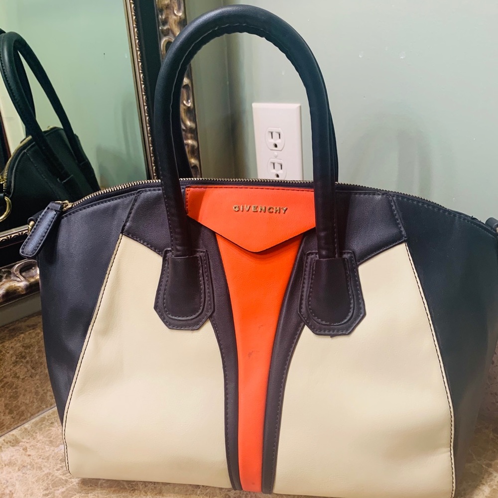 Women bag